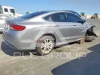 2017 Chrysler 200 фото