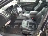 2017 Chrysler 300 фото