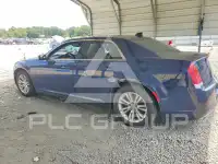2017 Chrysler 300 фото