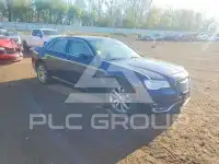 2017 Chrysler 300 фото