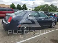 2017 Chrysler 300 фото