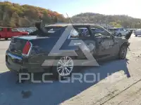 2017 Chrysler 300 фото