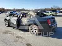 2017 Chrysler 300 фото