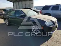 2017 Chrysler 300 фото