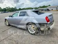 2017 Chrysler 300 фото