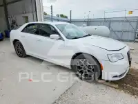 2017 Chrysler 300 photo