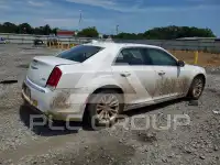 2017 Chrysler 300 фото
