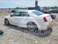 2017 Chrysler 300 фото