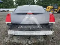 2017 Chrysler 300 фото