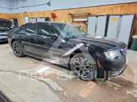 2017 Chrysler 300 photo