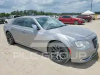 2017 Chrysler 300 фото