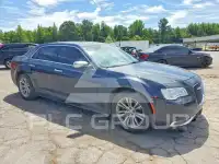 2017 Chrysler 300 photo