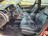 2017 Chrysler 300 фото