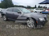 2017 Chrysler 300 фото