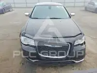 2017 Chrysler 300 photo