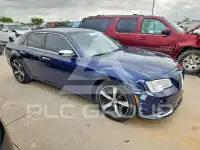 2017 Chrysler 300 фото