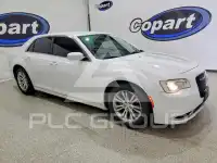 2017 Chrysler 300 фото