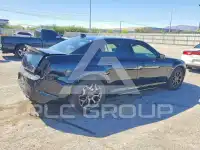 2017 Chrysler 300 фото