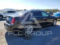 2017 Chrysler 300 фото