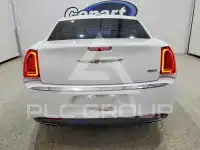 2017 Chrysler 300 фото