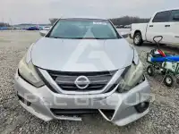 2017 Nissan ALTIMA фото
