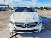 2017 Mercedes Benz CLA-Class фото