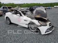 2017 Mercedes Benz SLC-Class photo