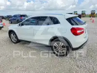 2017 Mercedes Benz GLA-Class фото