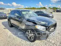 2017 Mercedes Benz GLC-Class фото