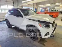 2017 Mercedes Benz GLC-Class фото
