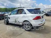 2017 Mercedes Benz GLE-Class фото