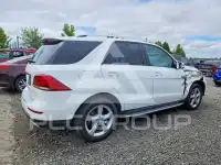 2017 Mercedes Benz GLE-Class фото