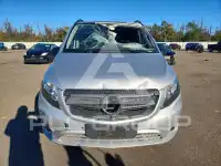 2017 Mercedes Benz METRIS фото