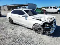 2017 Mercedes Benz C-Class photo