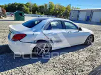 2017 Mercedes Benz C-Class фото