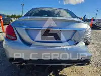 2017 Mercedes Benz C-Class фото