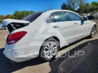 2017 Mercedes Benz C-Class фото