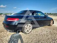 2017 Mercedes Benz C-Class фото
