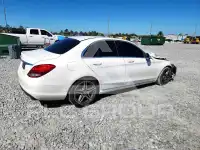 2017 Mercedes Benz C-Class photo