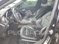 2017 Mercedes Benz C-Class фото