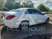 2017 Mercedes Benz C-Class photo