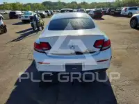 2017 Mercedes Benz C-Class фото