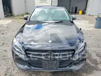 2017 Mercedes Benz C-Class фото