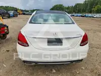 2017 Mercedes Benz C-Class фото