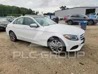 2017 Mercedes Benz C-Class фото