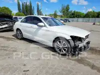2017 Mercedes Benz C-Class photo