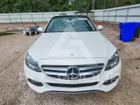 2017 Mercedes Benz C-Class фото