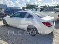 2017 Mercedes Benz C-Class фото