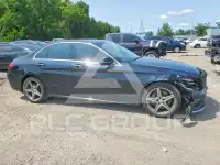 2017 Mercedes Benz C-Class фото