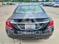 2017 Mercedes Benz C-Class фото